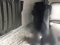 UDトラックスクオントレーラーヘッド（トラクターヘッド）大型（10t）[写真30]