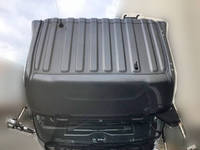 UDトラックスクオントレーラーヘッド（トラクターヘッド）大型（10t）[写真07]