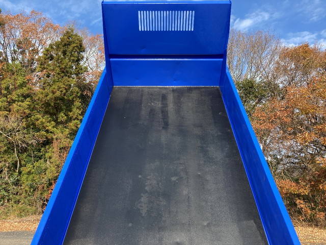 いすゞエルフダンプ小型（2t・3t）[写真10]