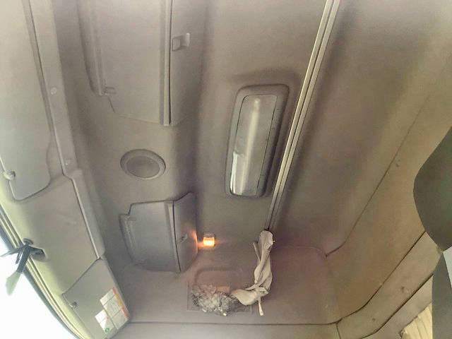 日野プロフィアアルミウイング大型（10t）[写真30]