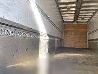 日野プロフィアアルミウイング大型（10t）[写真09]