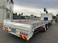 いすゞギガセルフクレーン4段大型（10t）[写真02]