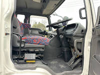 いすゞギガセルフクレーン4段大型（10t）[写真32]