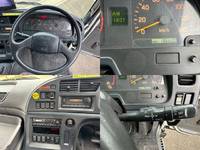 いすゞギガセルフクレーン4段大型（10t）[写真37]