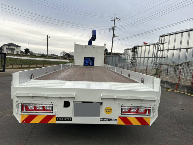 いすゞギガセルフクレーン4段大型（10t）[写真06]