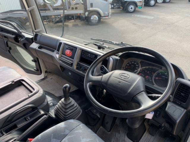 日野レンジャークレーン4段中型（4t）[写真06]