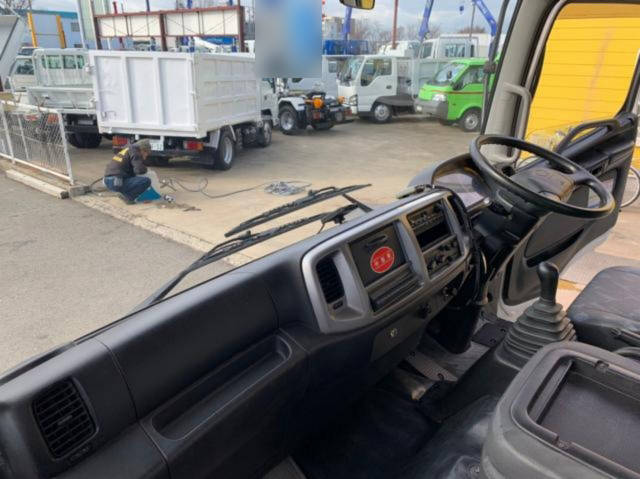 日野レンジャークレーン4段中型（4t）[写真09]