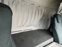 UDトラックスクオンアルミブロック大型（10t）[写真27]