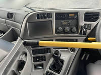 UDトラックスクオンアルミブロック大型（10t）[写真31]