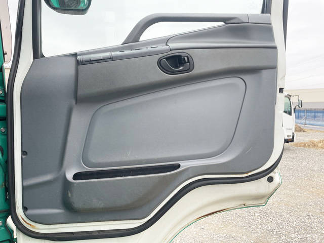 三菱ふそうスーパーグレートヒップリフター大型（10t）[写真24]