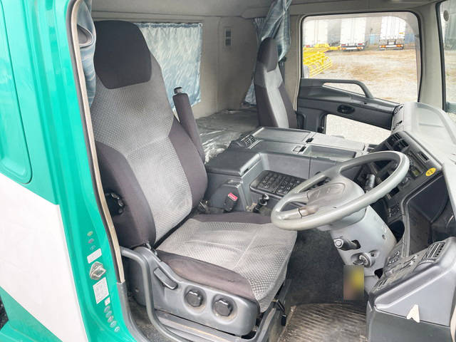 三菱ふそうスーパーグレートヒップリフター大型（10t）[写真26]