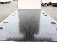 三菱ふそうキャンター幌ウイング小型（2t・3t）[写真16]