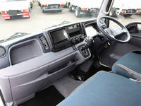 三菱ふそうキャンター幌ウイング小型（2t・3t）[写真20]