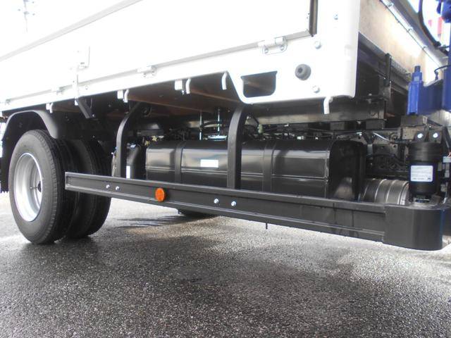 三菱ふそうキャンタークレーン4段小型（2t・3t）[写真19]