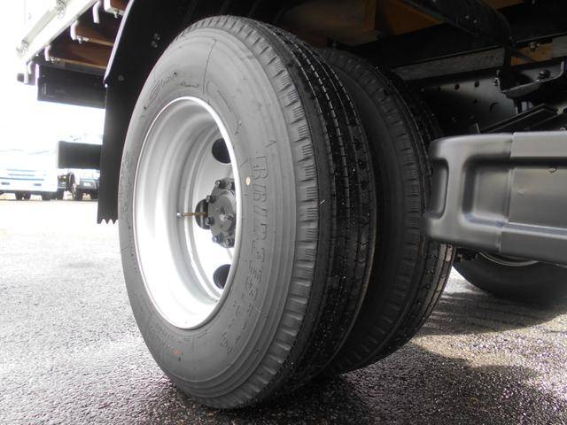 三菱ふそうキャンタークレーン4段小型（2t・3t）[写真24]