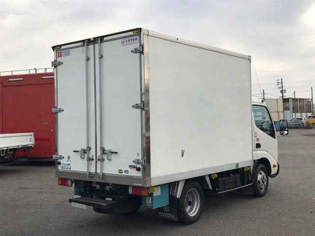 トヨタダイナ冷凍車（冷蔵車）小型（2t・3t）[写真02]