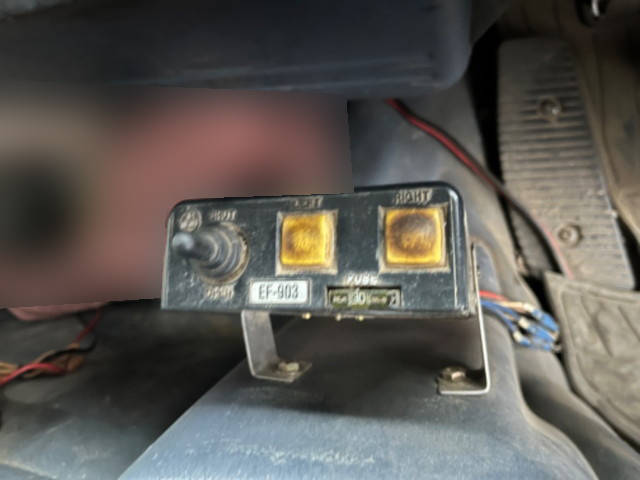 日野レンジャーダンプ中型（4t）[写真30]