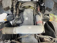 UDトラックスクオンバルク車（粉粒体運搬車）大型（10t）[写真25]