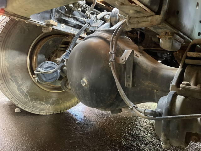 UDトラックスクオンミキサー車（コンクリートミキサー）大型（10t）[写真28]