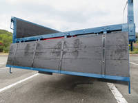 日野レンジャー平ボディ中型（4t）[写真24]