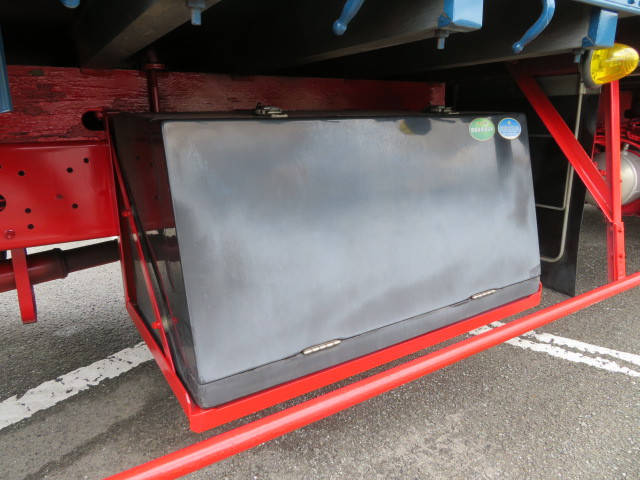 日野レンジャー平ボディ中型（4t）[写真34]