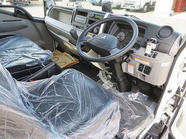 三菱ふそうキャンターセーフティローダー小型（2t・3t）[写真10]