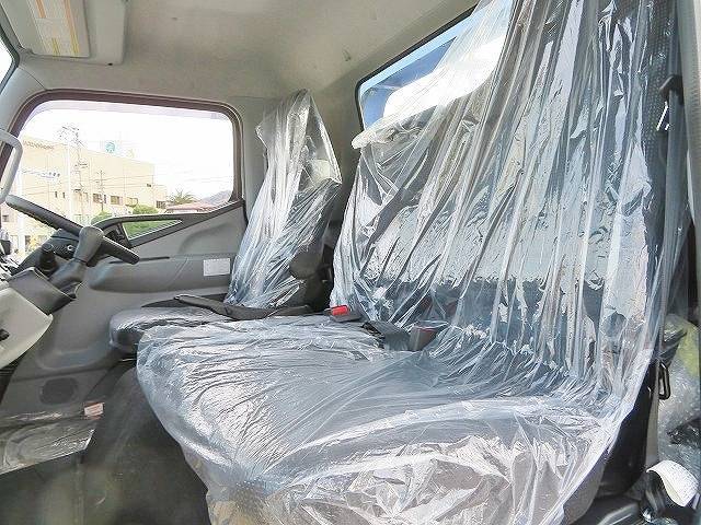 三菱ふそうキャンターセーフティローダー小型（2t・3t）[写真11]