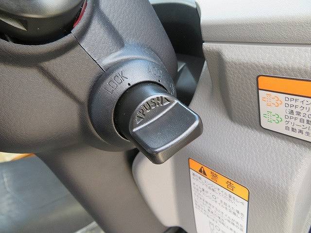 三菱ふそうキャンターセーフティローダー小型（2t・3t）[写真16]