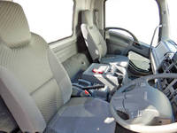 いすゞフォワードセーフティローダー増トン（6t・8t）[写真14]