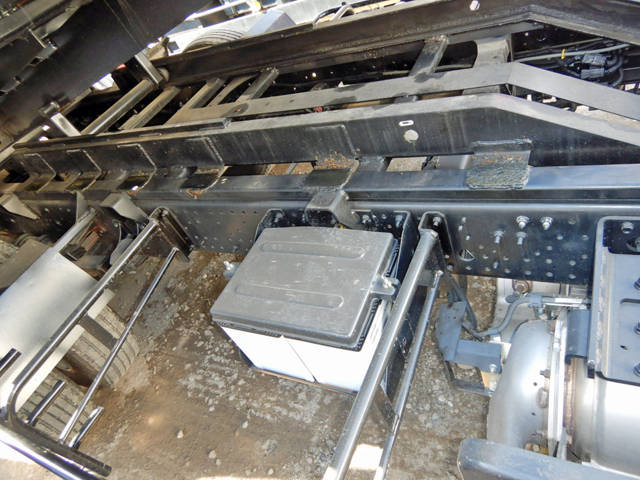 いすゞフォワードセーフティローダー増トン（6t・8t）[写真36]