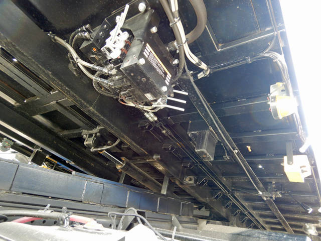 いすゞフォワードセーフティローダー増トン（6t・8t）[写真09]