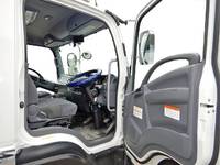 いすゞフォワードアルミウイング中型（4t）[写真14]