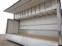 いすゞフォワードアルミウイング中型（4t）[写真05]