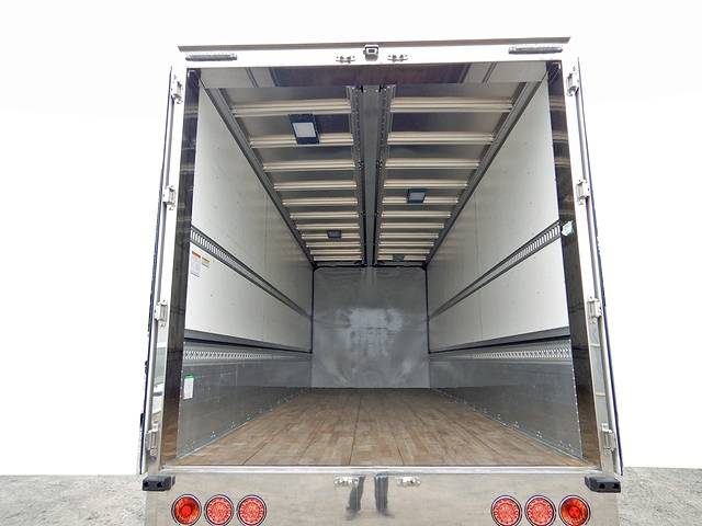 いすゞフォワードアルミウイング中型（4t）[写真09]