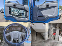 三菱ふそうスーパーグレートアルミウイング大型（10t）[写真12]