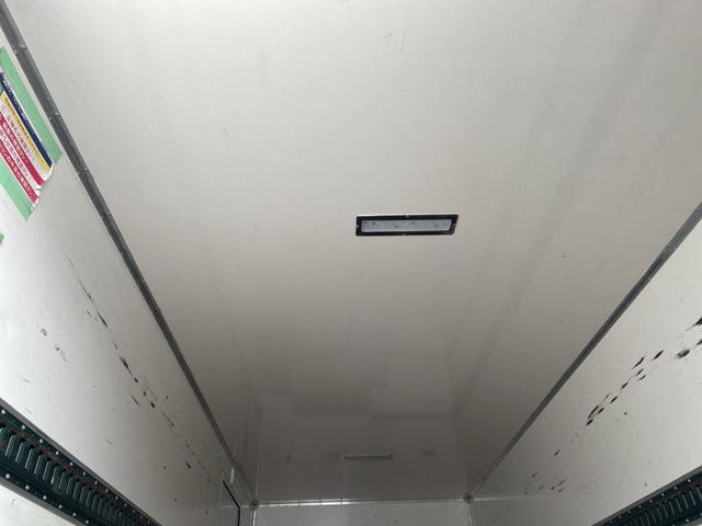 いすゞエルフパネルバン小型（2t・3t）[写真11]