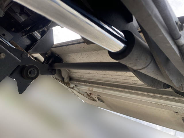 いすゞエルフパネルバン小型（2t・3t）[写真24]