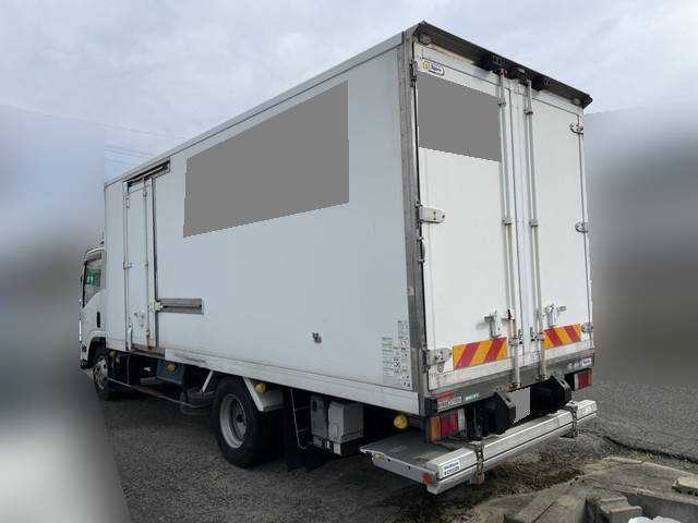 いすゞエルフパネルバン小型（2t・3t）[写真04]