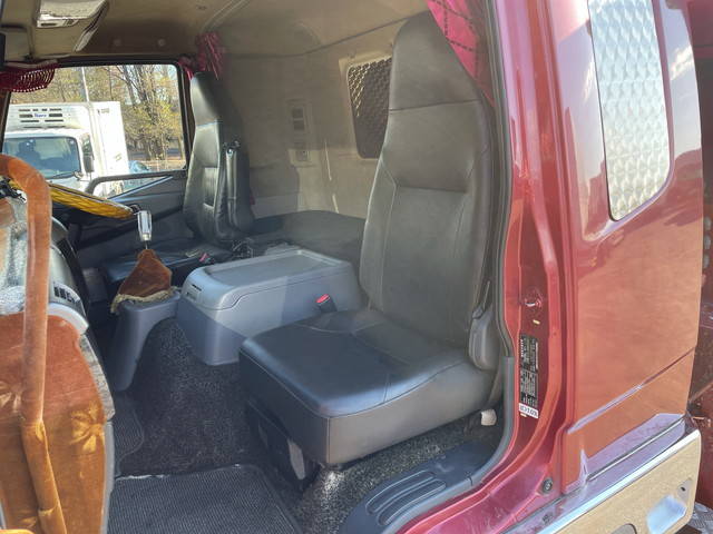 三菱ふそうファイタークレーン4段増トン（6t・8t）[写真29]