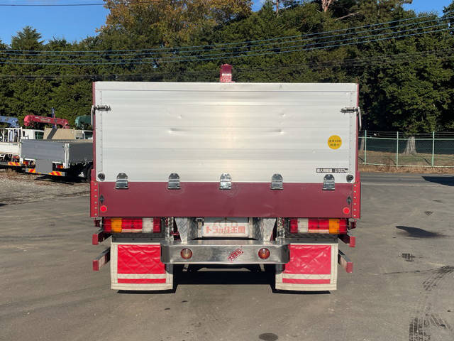 三菱ふそうファイタークレーン4段増トン（6t・8t）[写真08]