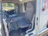 三菱ふそうスーパーグレートダンプ大型（10t）[写真32]