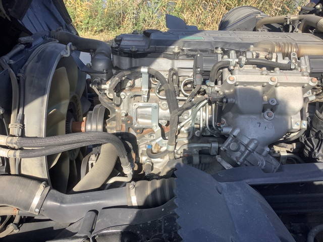 三菱ふそうファイターセルフクレーン4段中型（4t）[写真25]