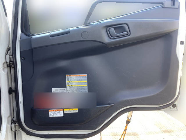 三菱ふそうファイターセルフクレーン4段中型（4t）[写真28]