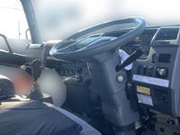 三菱ふそうファイターセルフクレーン4段中型（4t）[写真32]