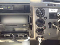 三菱ふそうファイターセルフクレーン4段中型（4t）[写真37]