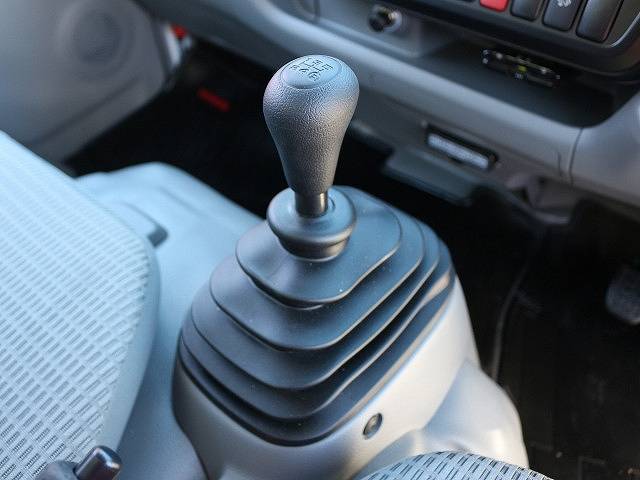 トヨタダイナ冷凍車（冷蔵車）小型（2t・3t）[写真24]