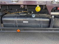 三菱ふそうキャンタークレーン3段小型（2t・3t）[写真26]