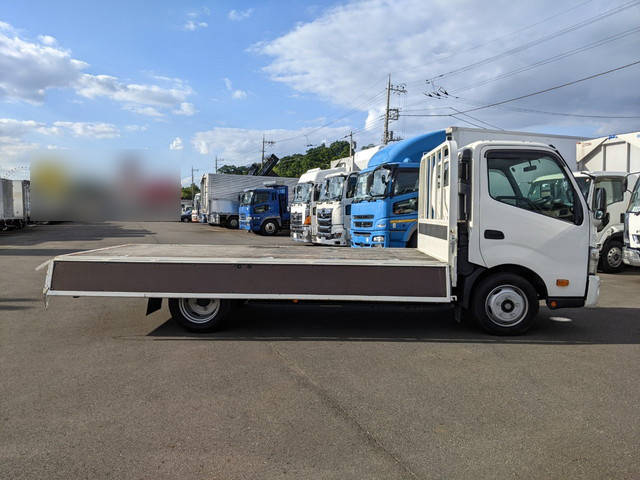 日野デュトロ平ボディ小型（2t・3t）[写真14]