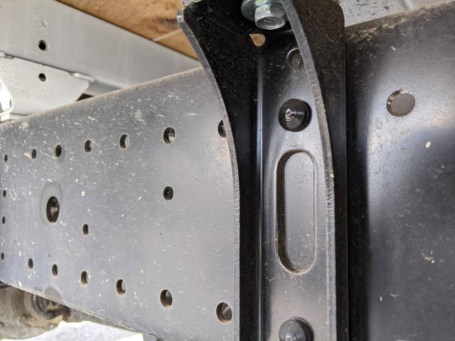 日野デュトロ平ボディ小型（2t・3t）[写真17]