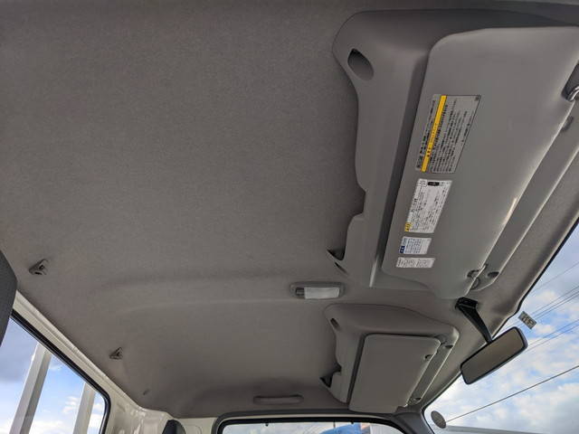 日野デュトロ平ボディ小型（2t・3t）[写真24]